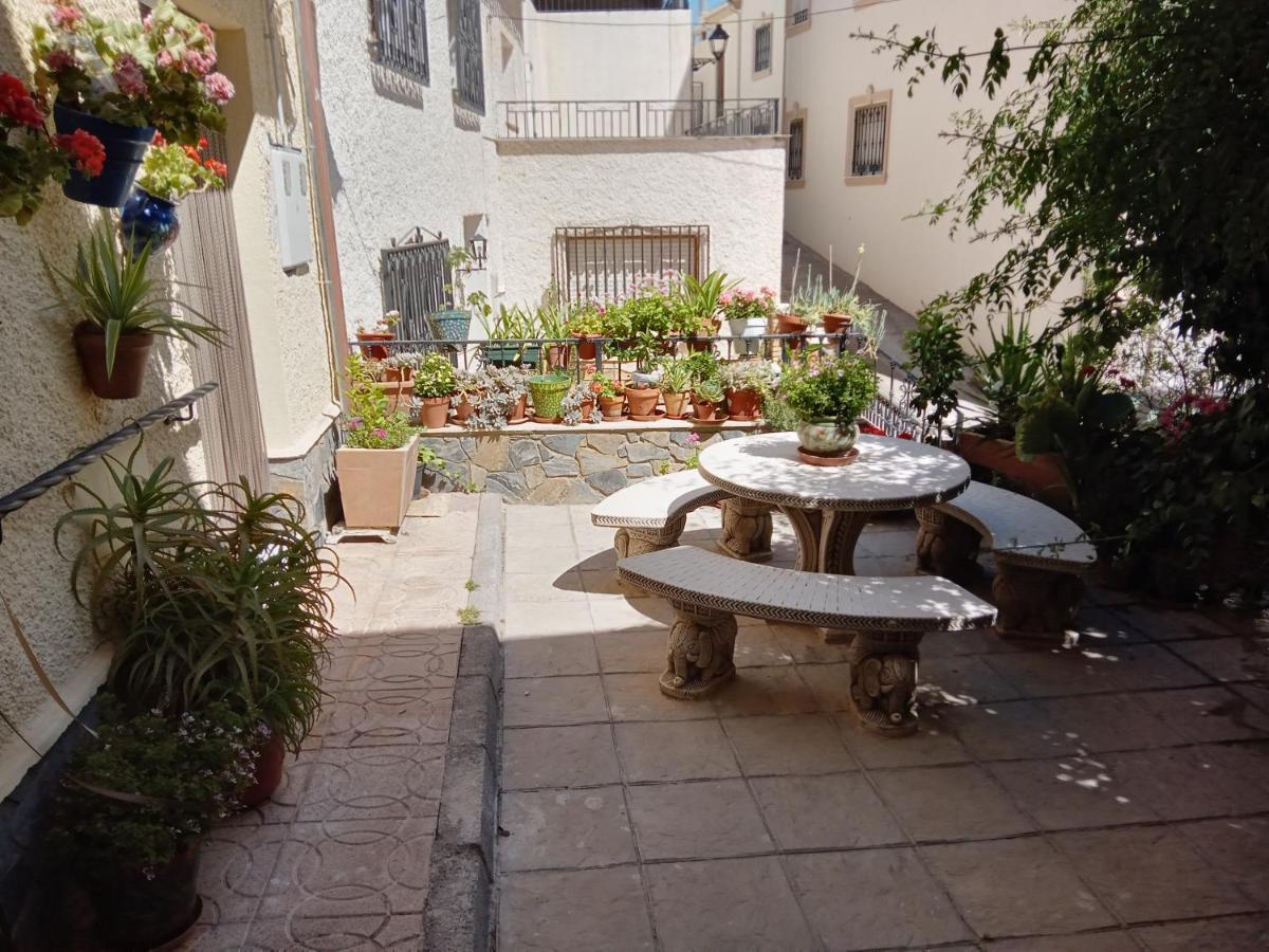 Villa Miguel y Rosa Lúcar Exterior foto